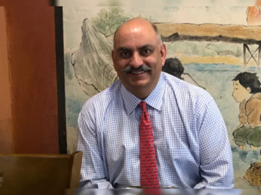 How a Patel Motel Kid Cracked the Code to Extraordinary Wealth-Noble Thoughts